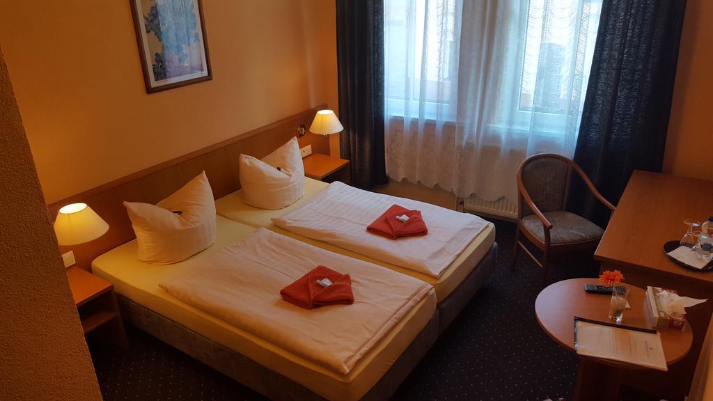 Pension Thuringer Hof Ziegenrück Екстериор снимка